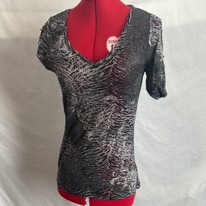 MM46 Gray and Black Fitted Short Sleeve Tee